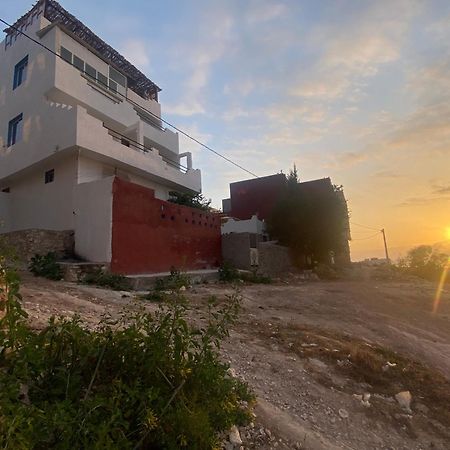 Red Carpet Surf Camp Sea, Mountain & Garden Escape Hotel Tamraght Екстериор снимка