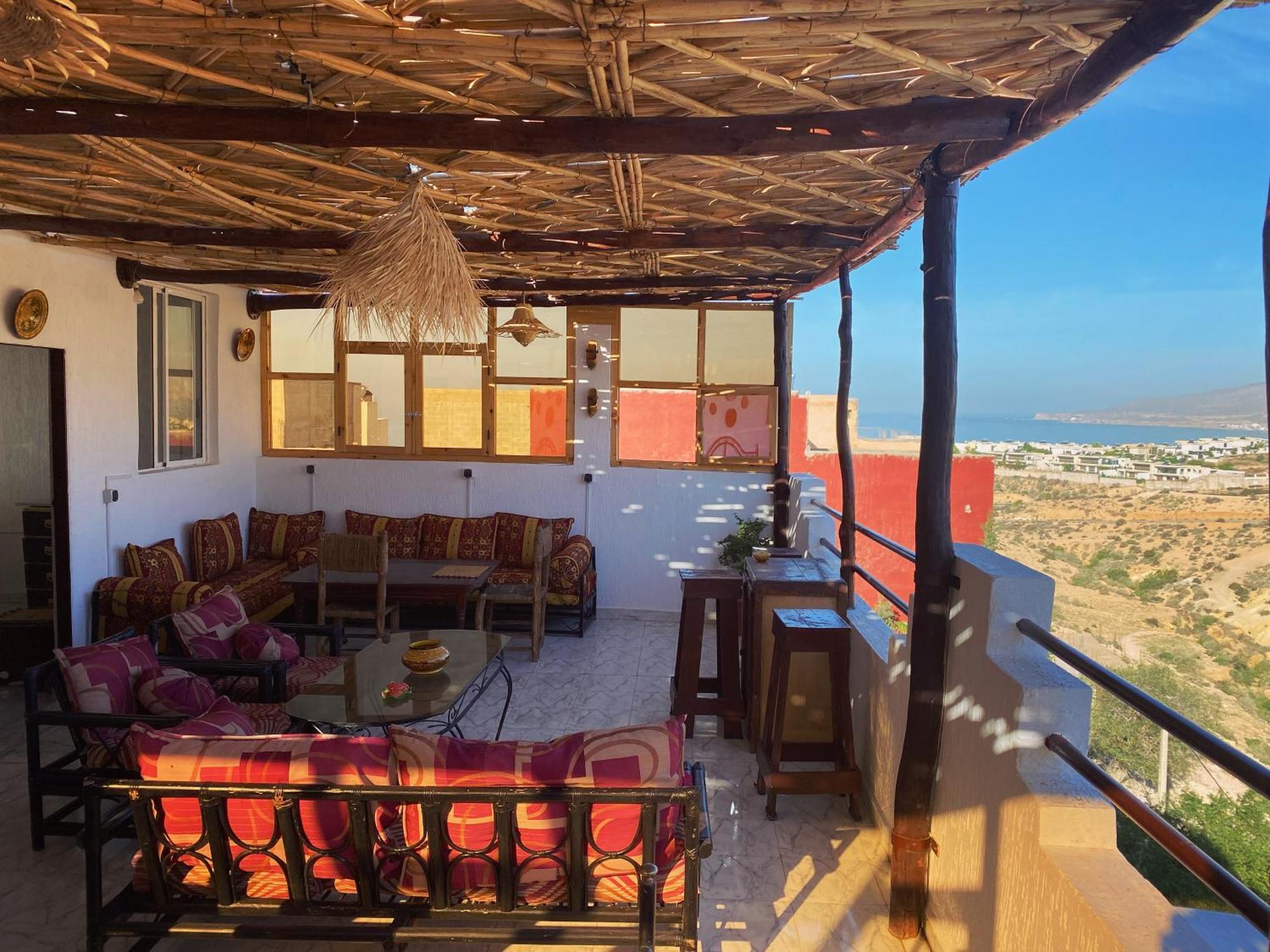 Red Carpet Surf Camp Sea, Mountain & Garden Escape Hotel Tamraght Екстериор снимка