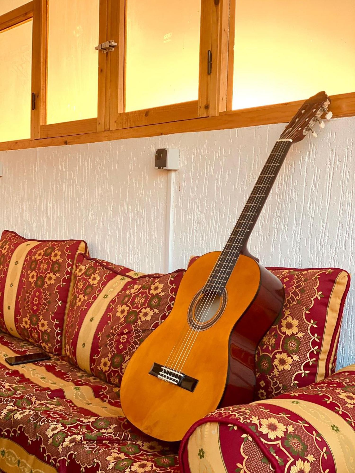 Red Carpet Surf Camp Sea, Mountain & Garden Escape Hotel Tamraght Екстериор снимка