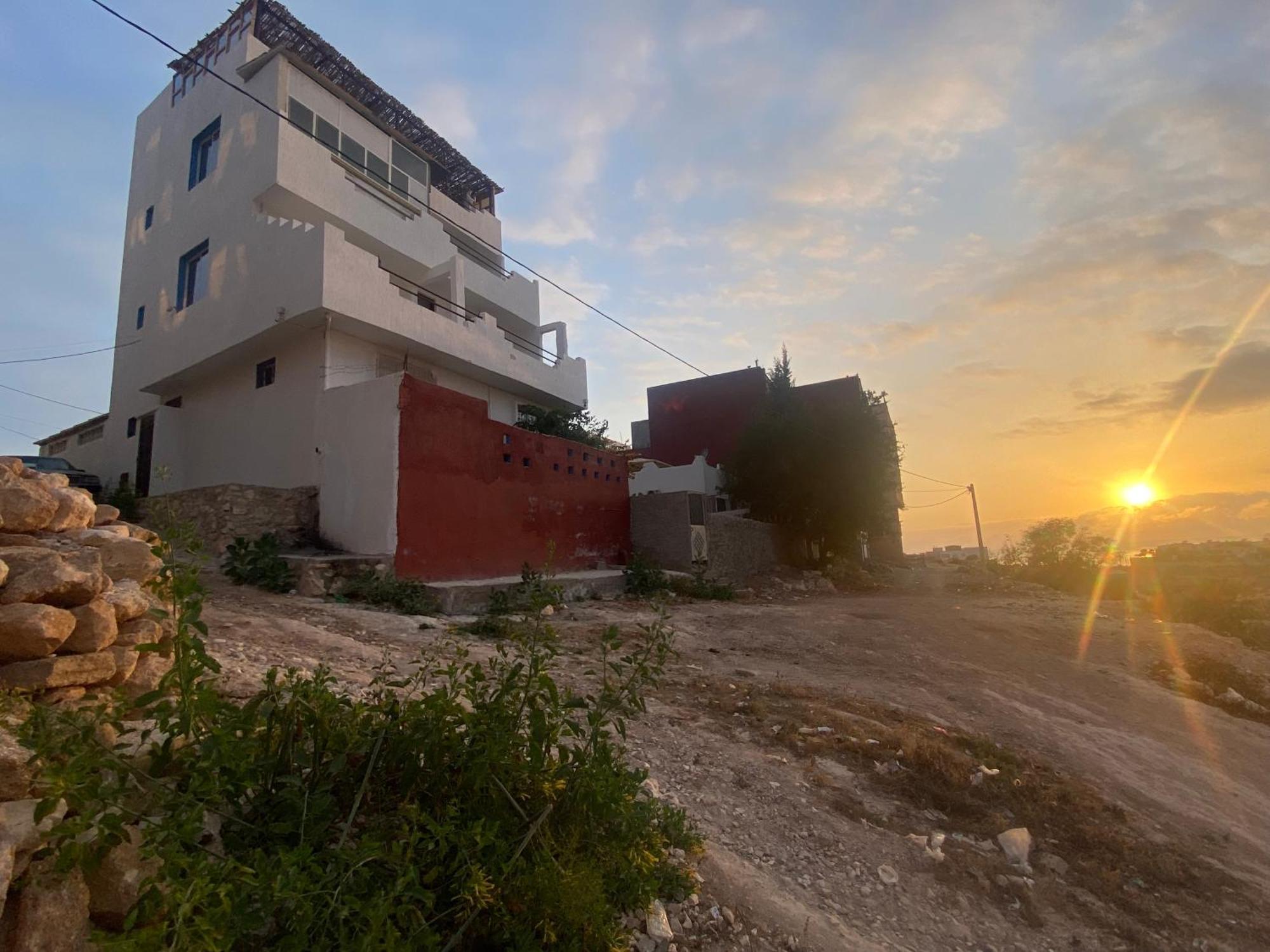 Red Carpet Surf Camp Sea, Mountain & Garden Escape Hotel Tamraght Екстериор снимка